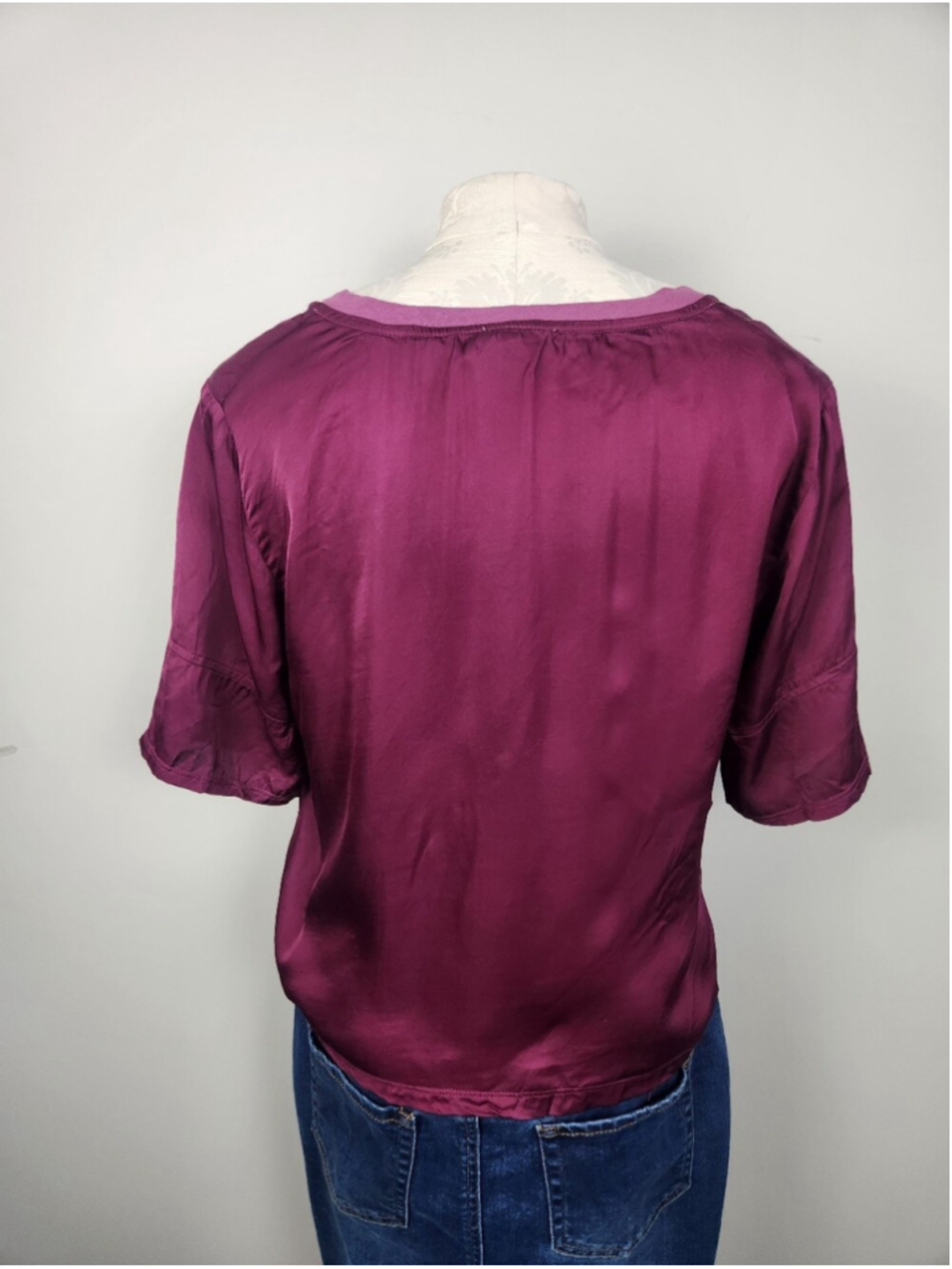 Nation LTD June V Neck Tee Satin Short Sleeve Sz S T-shirt Smooth Fairy Classic - Picture 4 of 13